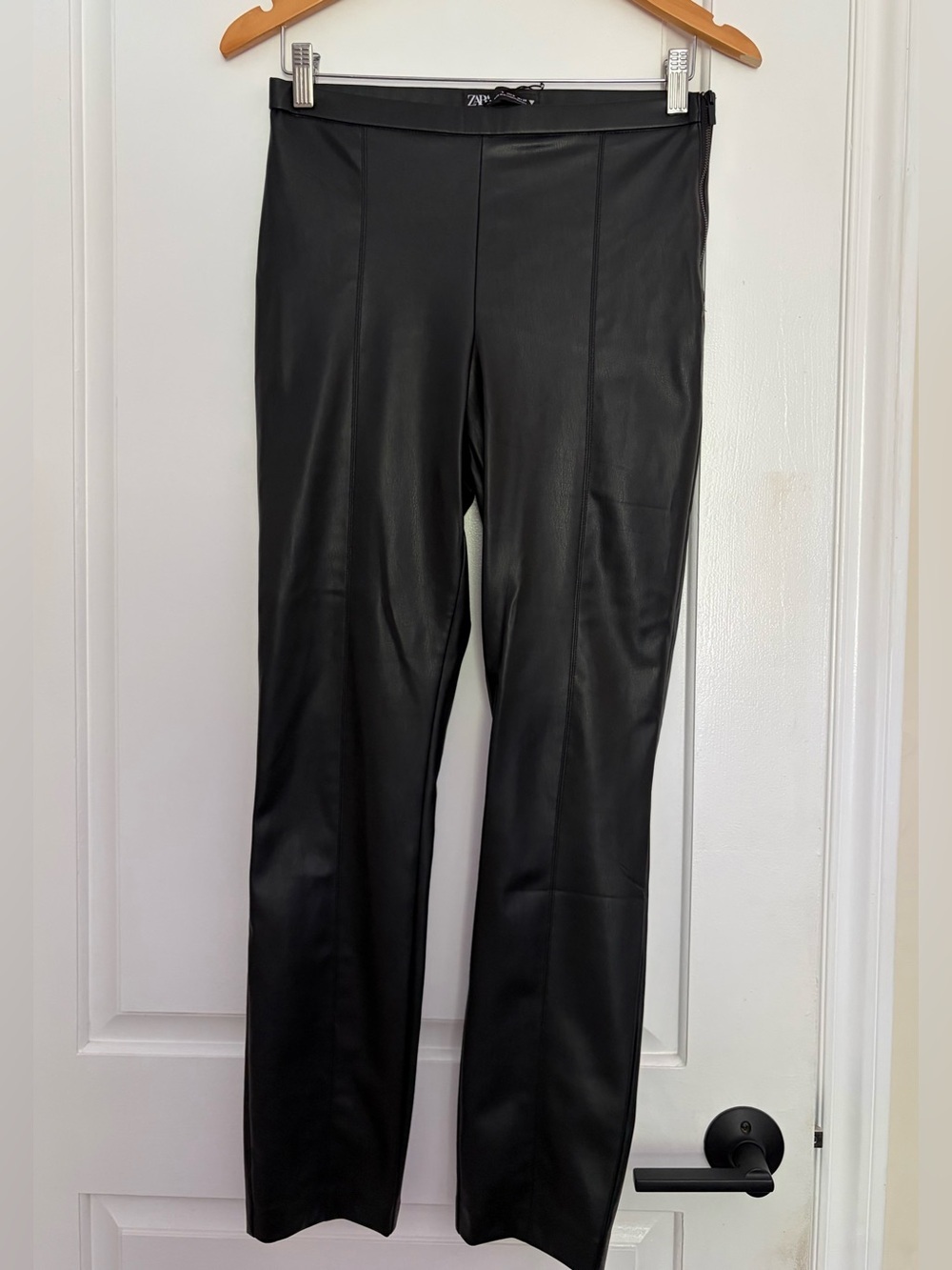ZARA Black Faux Leather High-Rise Leggings (M)